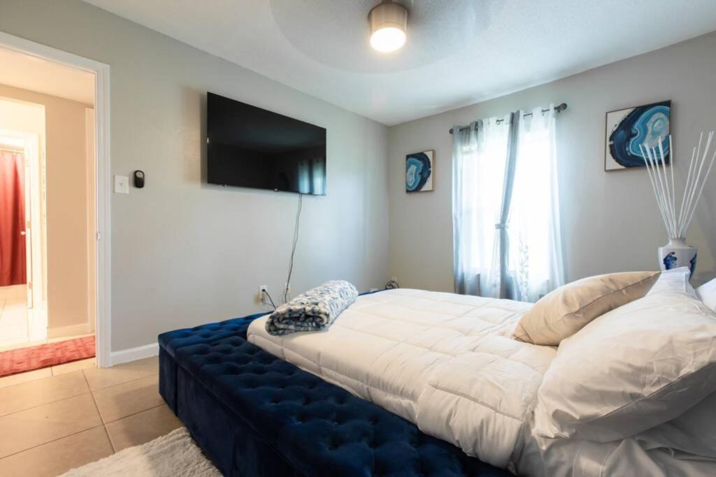 Urban 2Br Apartment In The Heart Of The Heights Houston Bagian luar foto